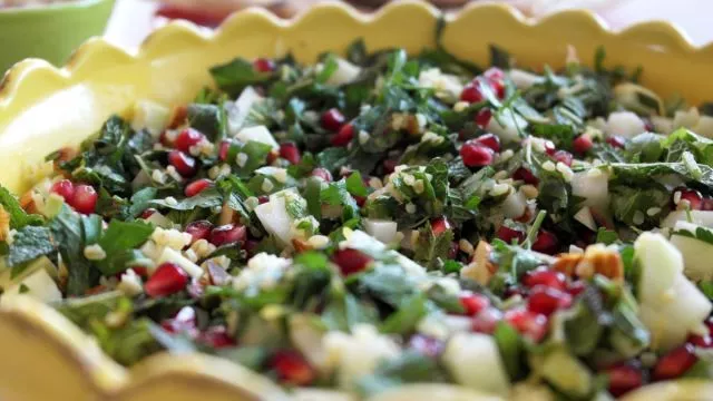 Libanska salata s bademom i nanom