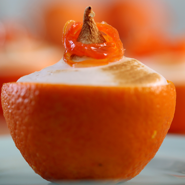 Mali trajfl od pomorandže s kandiranom šargarepom