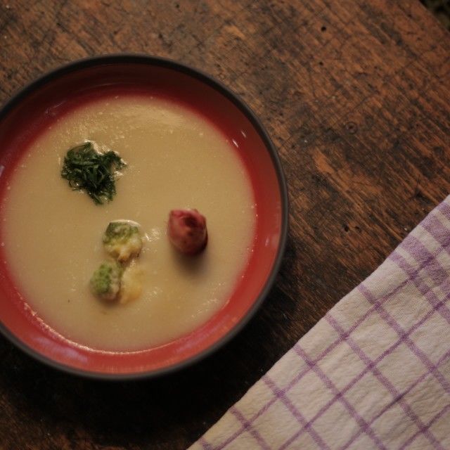 Supa od karfiola s cveklom
