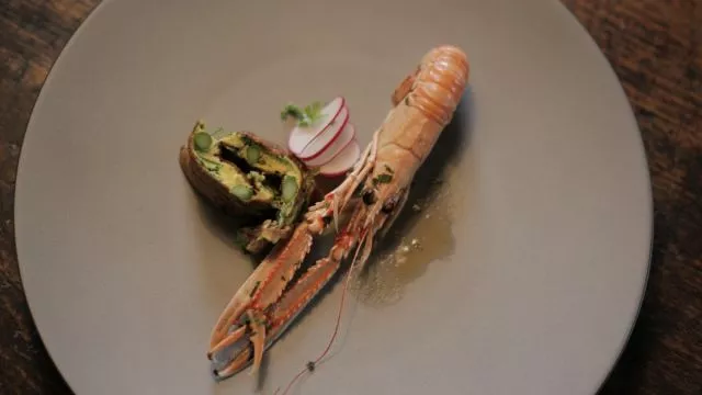 Škampi s fritatom