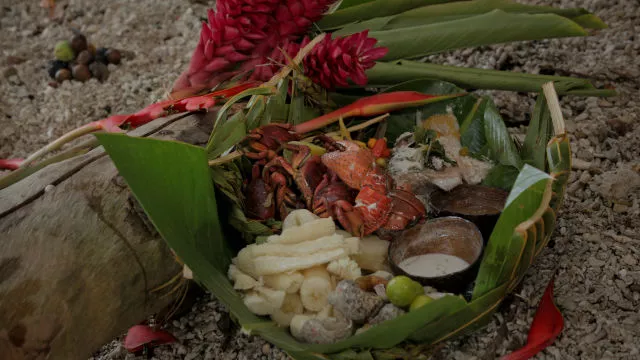 Kokos kraba i tanjir morskih plodova